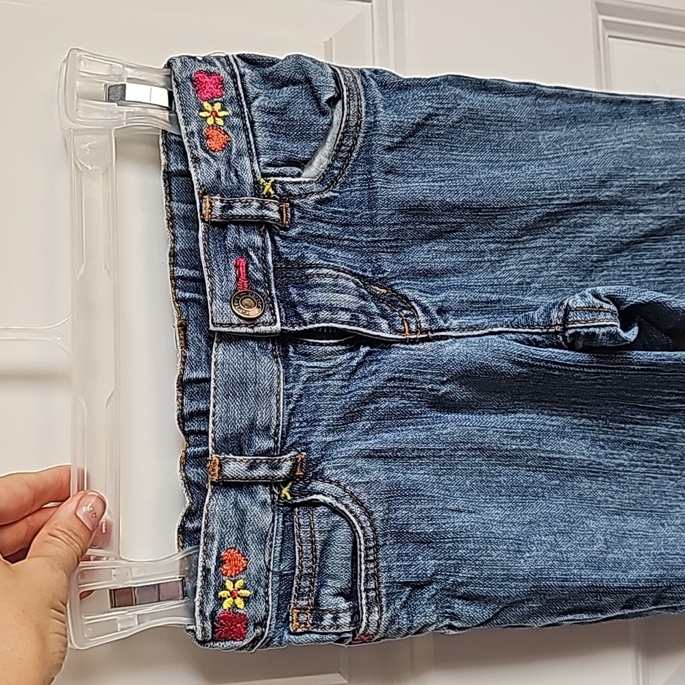 4 for $20 Carter's Embroidered Flare Jeans for Little Girls in Size 5 - Picture 4 of 6